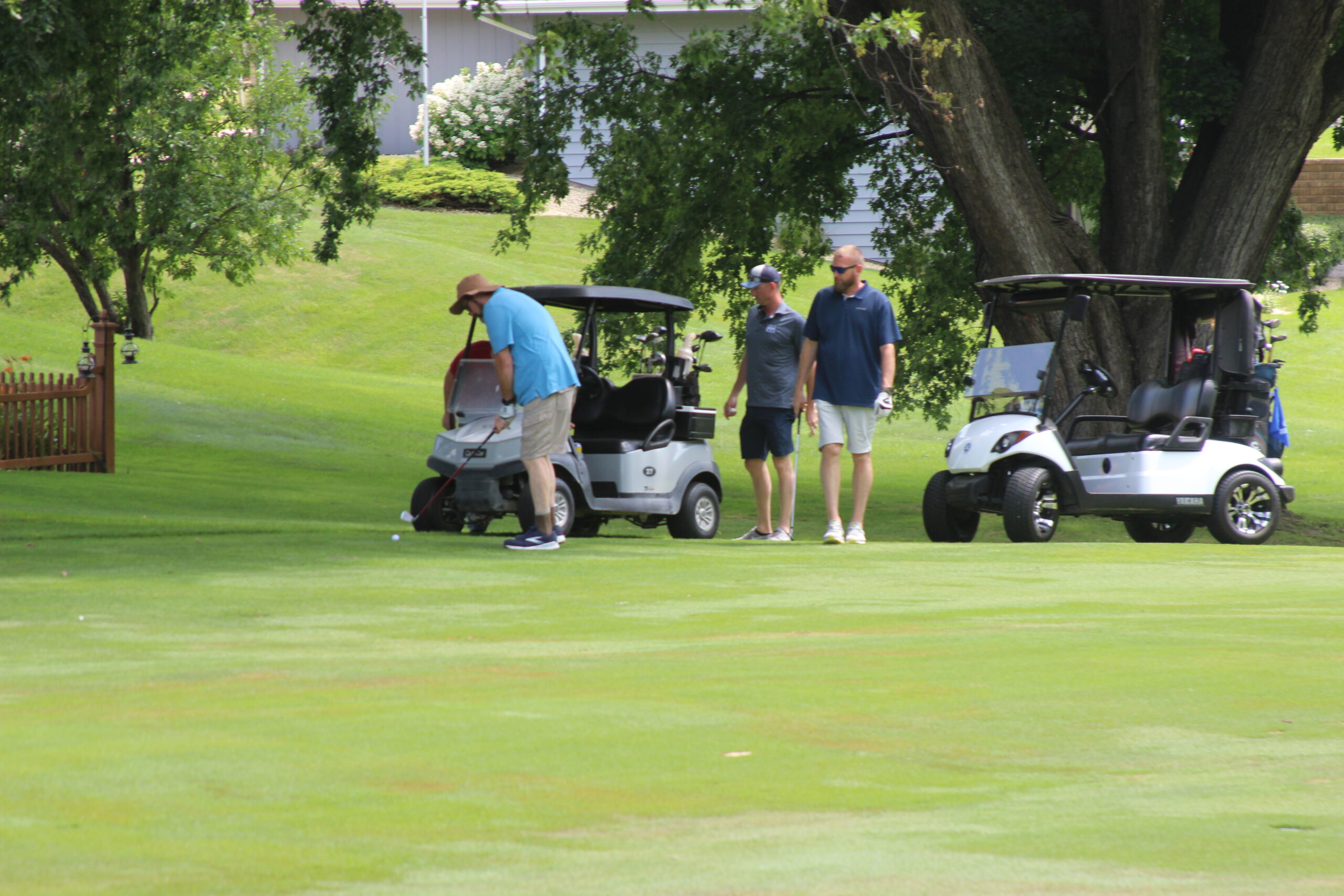 Media 29 three men one golfing